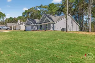 92 Mockingbird Ln, Winder, GA 30680 - Photo 3