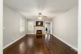362 Sims St, Maysville, GA 30558 - Photo 9
