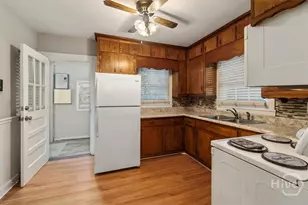 362 Sims St, Maysville, GA 30558 - Photo 5