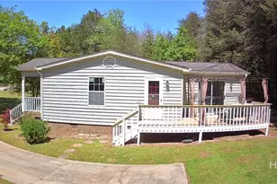 620 S Hogan Dr, Westminster, SC 29693 - Photo 3