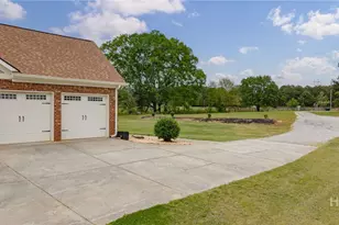 725 Amber Lakes Ct, Social Circle, GA 30025 - Photo 57