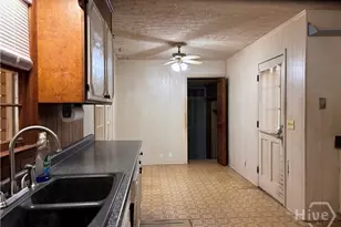 180 Highland Dr, Athens, GA 30606 - Photo 7