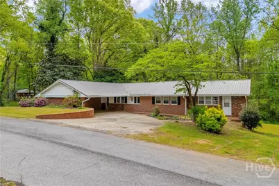 231 Honeysuckle Drive, Commerce, GA 30529 - Photo 3