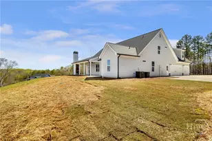 647 Fairview Rd, Pendergrass, GA 30567 - Photo 41