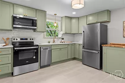 492 Clover, Athens, GA 30606 - Photo 3