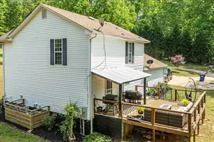 1317 Cemetery Rd, Bishop, GA 30621 - Photo 5