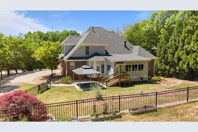 1031 Founders Lake Dr, Athens, GA 30606 - Photo 7