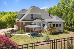 1031 Founders Lake Dr, Athens, GA 30606 - Photo 3