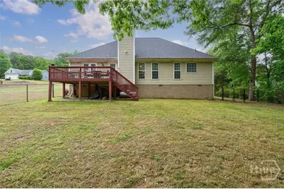 318 E Creek Bend E, Athens, GA 30605 - Photo 9