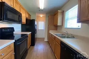 218 Bridgewater Cir, Athens, GA 30601 - Photo 3