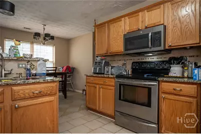 421 Regan Drive, Winder, GA 30680 - Photo 9