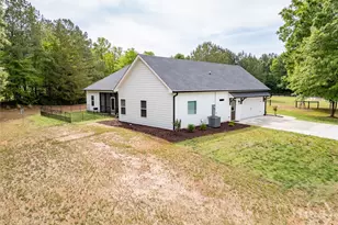 1411 Jack Malcom, Madison, GA 30650 - Photo 23