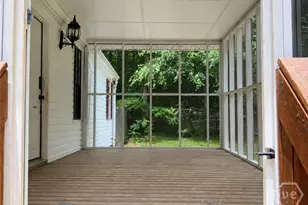 400 W Kellogg Dr, Colbert, GA 30628 - Photo 9