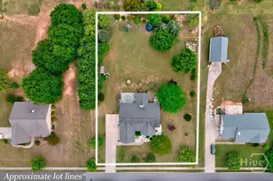 1040 Sapphire Trail, Bogart, GA 30622 - Photo 5