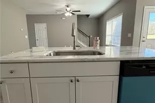 174 Charlotte Cir, Statham, GA 30666 - Photo 5