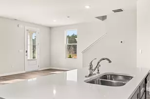 912 Stow Ln, Monroe, GA 30655 - Photo 11