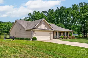 304 Highlands Dr, Winterville, GA 30683 - Photo 5