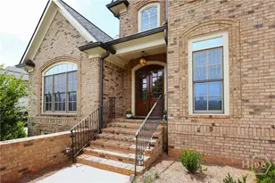 2041 Lakewood Manor Dr, Athens, GA 30677 - Photo 3