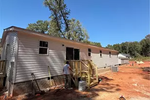947 Nails Creek Crossing, Royston, GA 30662 - Photo 3