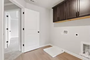 408 Pinewood Dr, Covington, GA 30014 - Photo 25