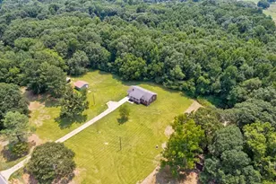 1551 Hebron Church Rd, Statham, GA 30666 - Photo 15