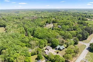 4346 Woods Bridge Rd, Commerce, GA 30529 - Photo 15
