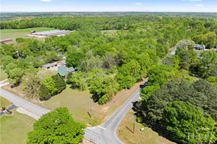 4346 Woods Bridge Rd, Commerce, GA 30529 - Photo 13