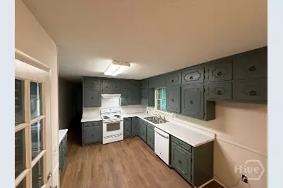 54 Dickson Circle, Jefferson, GA 30549 - Photo 3