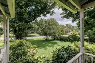 48 E Georgia Ave, Comer, GA 30629 - Photo 5