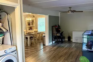 199 Harris St, Toccoa, GA 30577 - Photo 17