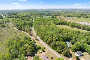 4276 Woods Bridge Rd, Commerce, GA 30529 - Photo 11