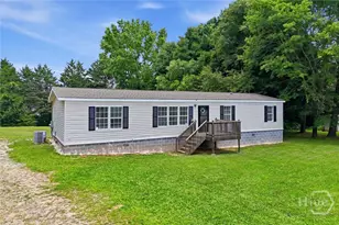 328 Pine St, Danielsville, GA 30633 - Photo 3