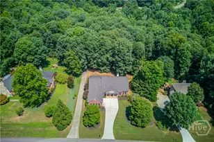 613 River Chase, Hoschton, GA 30548 - Photo 3
