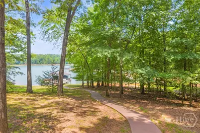 102 Pine Tree Trace, Lavonia, GA 30553 - Photo 9