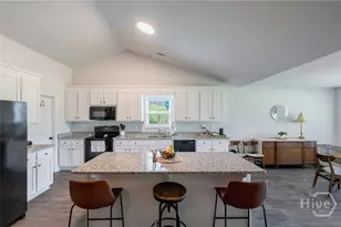 327 Skyview Dr, Winterville, GA 30683 - Photo 11