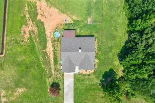327 Skyview Dr, Winterville, GA 30683 - Photo 41