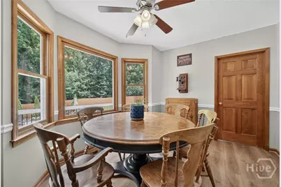 1532 Berkshire Farm Drive, Snellville, GA 30078 - Photo 9