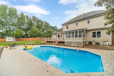 1532 Berkshire Farm Drive, Snellville, GA 30078 - Photo 29