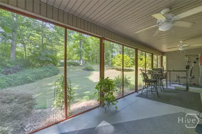 510 McKie, Commerce, GA 30530 - Photo 33