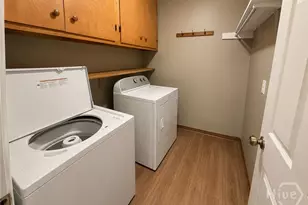 110 Flannigans, Athens, GA 30605 - Photo 3
