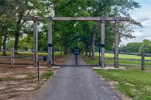 1321 Garrett Rd, Statham, GA 30666 - Photo 73