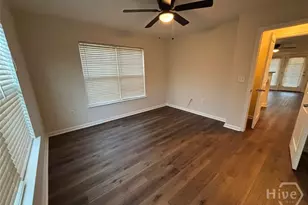 1035 Barnett Shoals Rd, Athens, GA 30605 - Photo 7