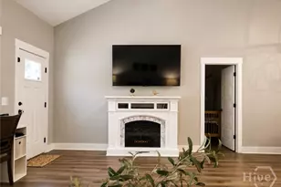 521 Borders, Commerce, GA 30530 - Photo 17