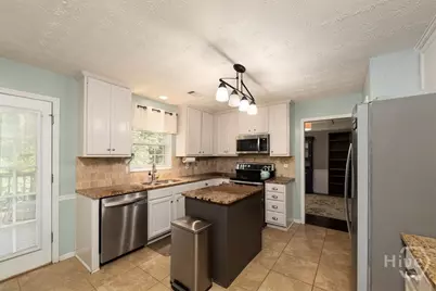 621 Wellington Lane, Monroe, GA 30655 - Photo 7