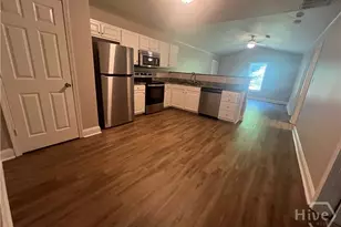 525 Rustwood, Athens, GA 30606 - Photo 3