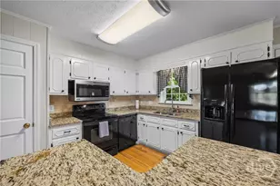 8050 Hog Mountain Rd, Statham, GA 30666 - Photo 13