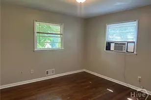 55 Caroline Ave, Athens, GA 30606 - Photo 11