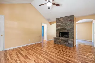 417 Beacon Drive, Maysville, GA 30558 - Photo 3