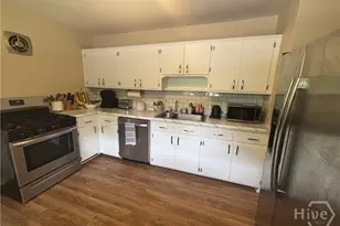 566 Woodland Hills Dr, Athens, GA 30605 - Photo 5