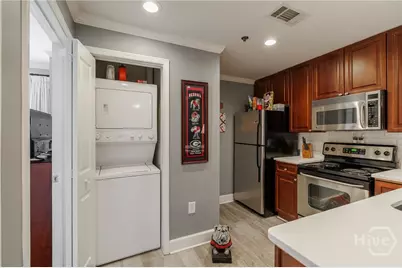 250 W Broad Street #304, Athens, GA 30601 - Photo 9